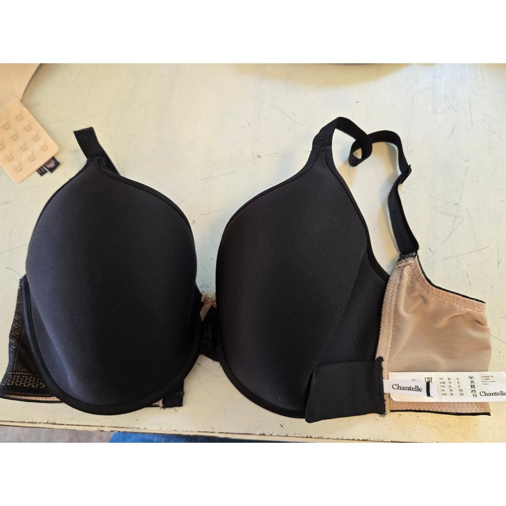 Chantelle Black Underwire Bra 34 DD GUC
